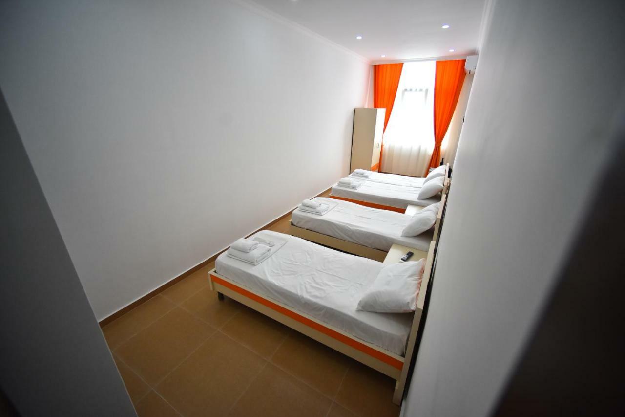 Orange Home Hotel Batumi Exterior foto